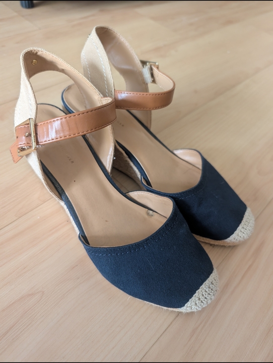 Tommy Hilfiger Shoes - Tommy Hilfiger Women's Nilsa Wedge Navy Canvas Espadrille Sandal Size 9.5